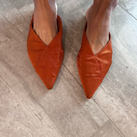 Zara Women's Satin Orange Flat slides 39 - Picture 3 of 5